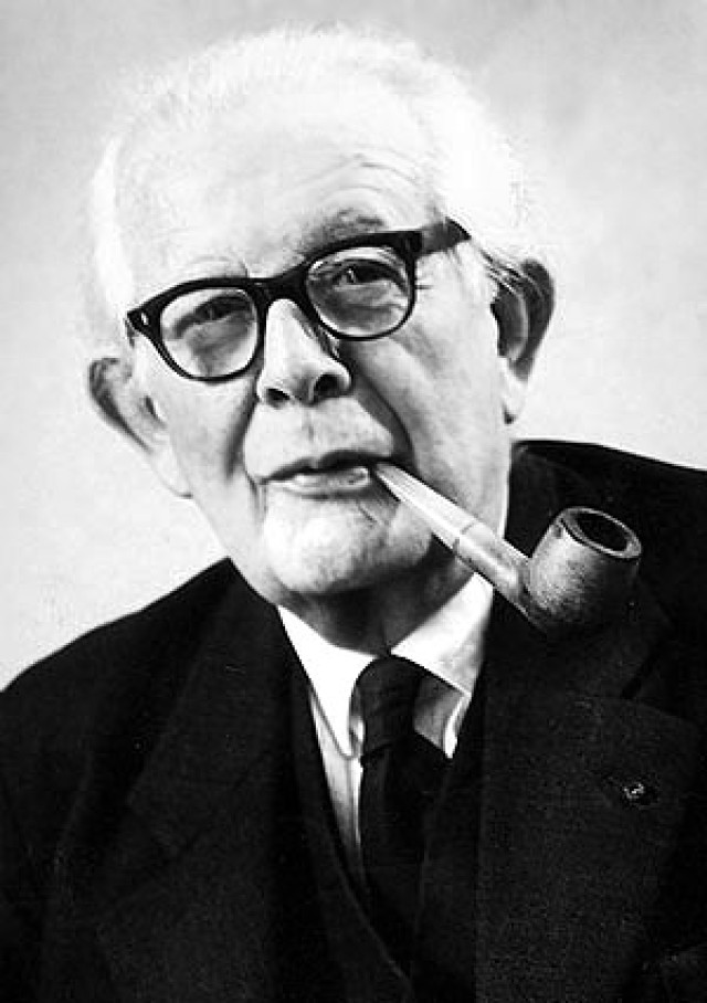 PIAGET